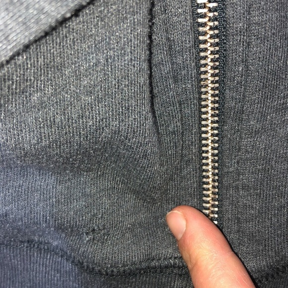 Pink Victoria’s Secret zip up sweatshirt hoodie size XS Animal print oversized​ - Picture 3 of 6